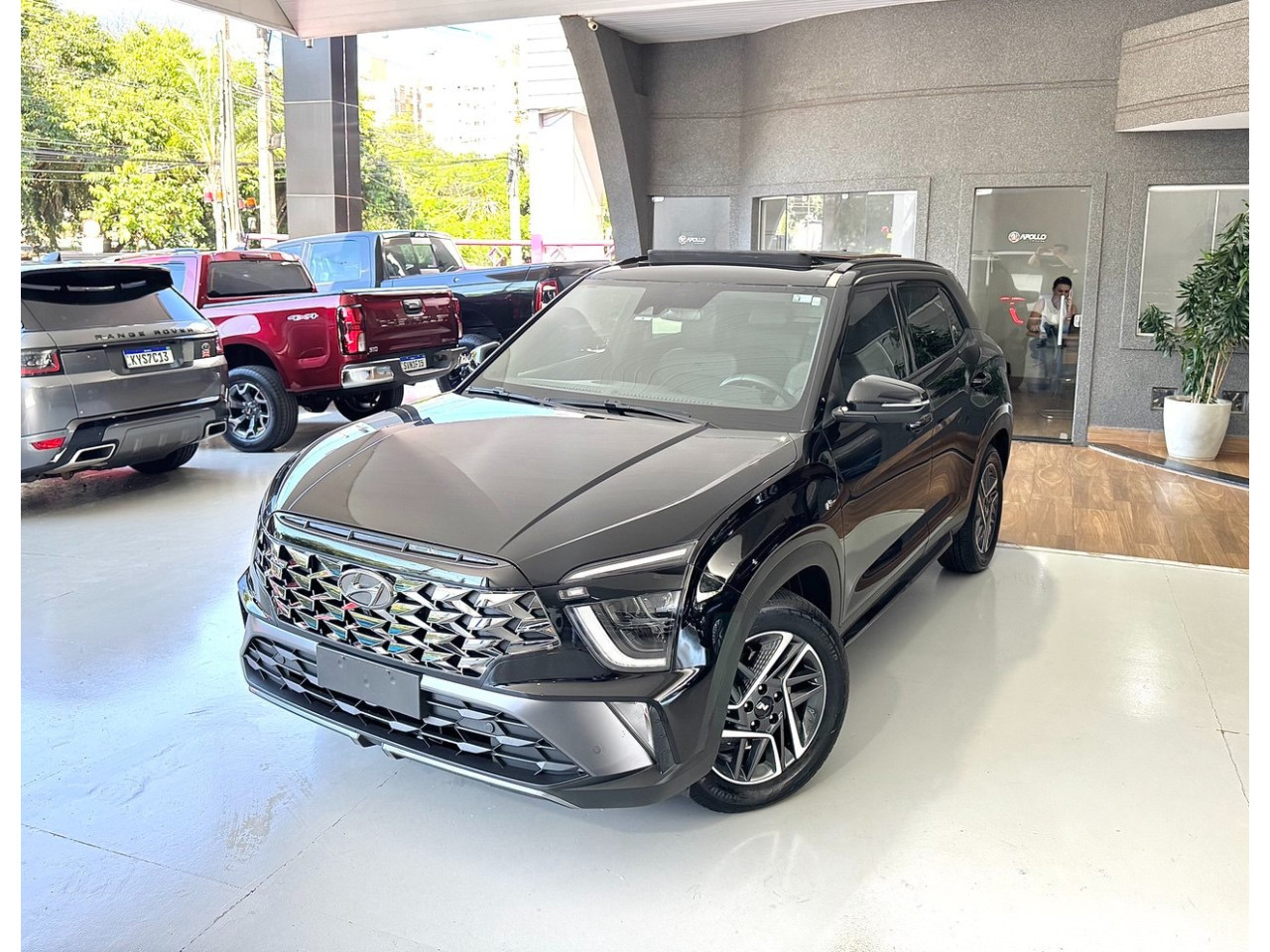 HYUNDAI
