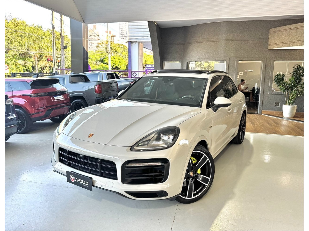 PORSCHE